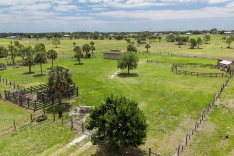 Propiedad comercial en venta en Okeechobee, Florida № 2147106 - foto 19