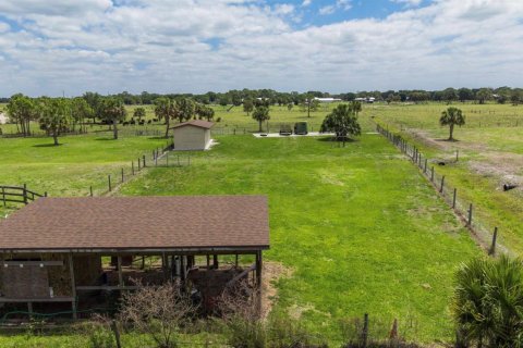 Propiedad comercial en venta en Okeechobee, Florida № 2147106 - foto 14