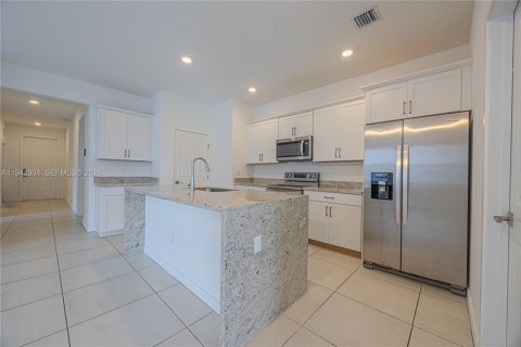 Casa en venta en Jupiter, Florida, 4 dormitorios, 158.86 m2 № 2088703 - foto 17