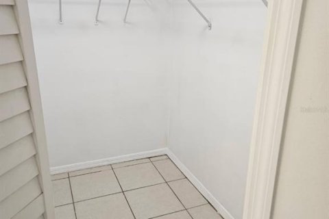 House in Orlando, Florida 3 bedrooms, 131.64 sq.m. № 2218659 - photo 12