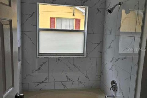 House in Orlando, Florida 3 bedrooms, 131.64 sq.m. № 2218659 - photo 10