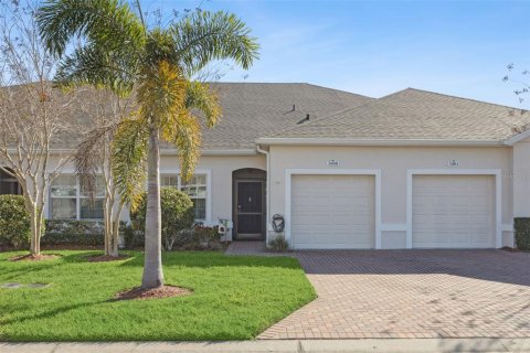 House in Winter Haven, Florida 2 bedrooms, 128.67 sq.m. № 2108633
