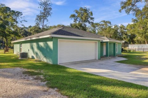 Villa ou maison à vendre à Ocala, Floride: 3 chambres, 152.45 m2 № 2432587 - photo 3