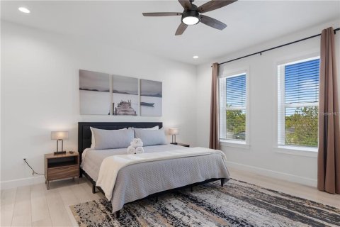 Townhouse in Tampa, Florida 3 bedrooms, 225.2 sq.m. № 1841943 - photo 27