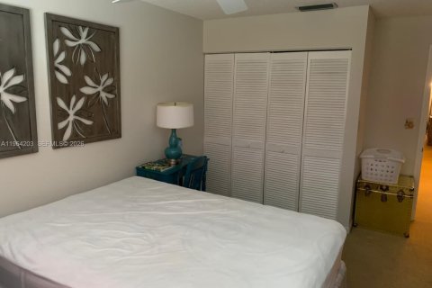 Adosado en venta en Doral, Florida, 4 dormitorios, 159.05 m2 № 2030762 - foto 21