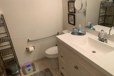 Adosado en venta en Doral, Florida, 4 dormitorios, 159.05 m2 № 2030762 - foto 24