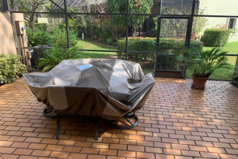 Adosado en venta en Doral, Florida, 4 dormitorios, 159.05 m2 № 2030762 - foto 28