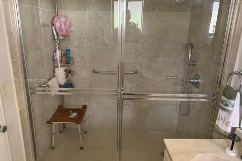 Adosado en venta en Doral, Florida, 4 dormitorios, 159.05 m2 № 2030762 - foto 25