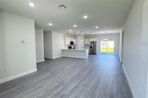 House in Ocala, Florida 4 bedrooms, 170.29 sq.m. № 1793258 - photo 3