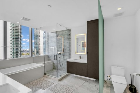 Copropriété à louer à Miami, Floride: 3 chambres, 204.76 m2 № 1946900 - photo 19