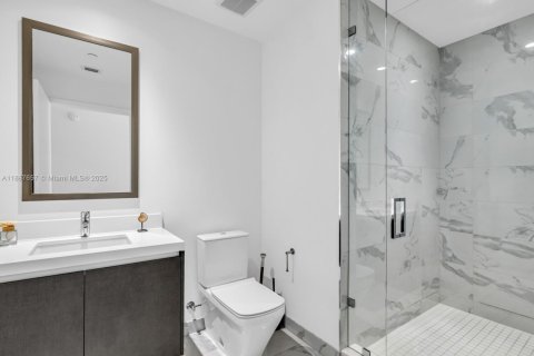 Copropriété à louer à Miami, Floride: 3 chambres, 204.76 m2 № 1946900 - photo 11