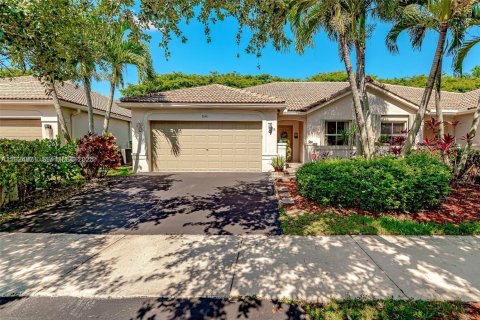 House in Weston, Florida 3 bedrooms, 133.59 sq.m. № 1983074 - photo 9