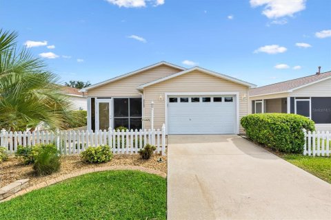 Casa en venta en The Villages, Florida, 2 dormitorios, 110.37 m2 № 1915467 - foto 1