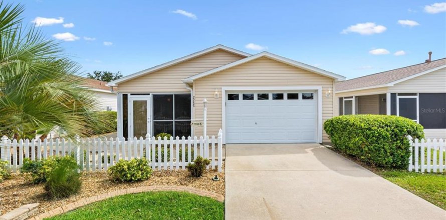 Casa en The Villages, Florida 2 dormitorios, 110.37 m2 № 1915467
