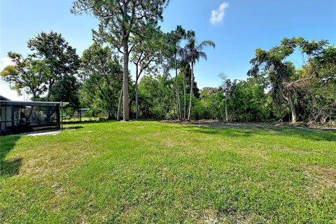 House in Brandon, Florida 4 bedrooms, 171.5 sq.m. № 2309945 - photo 2