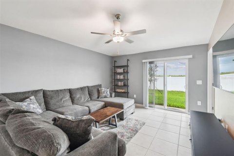 Casa en venta en Spring Hill, Florida, 3 dormitorios, 135.73 m2 № 1797893 - foto 9