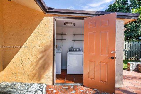 House in Homestead, Florida 3 bedrooms, 100.8 sq.m. № 2036414 - photo 29