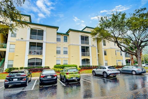 Condo in Kissimmee, Florida, 2 bedrooms  № 1718037 - photo 1