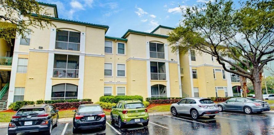 Condo in Kissimmee, Florida, 2 bedrooms № 1718037