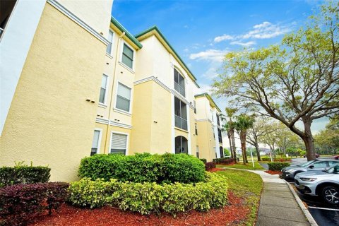 Condo in Kissimmee, Florida, 2 bedrooms  № 1718037 - photo 2