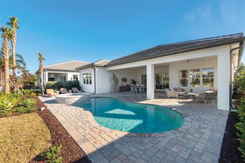 House in Wesley Chapel, Florida 3 bedrooms, 259.01 sq.m. № 1690675 - photo 17