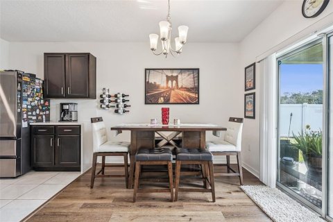 Casa en venta en Davenport, Florida, 4 dormitorios, 171.96 m2 № 2099586 - foto 6
