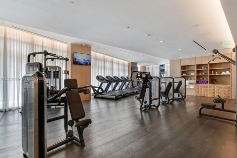 Condo in Miami, Florida, 2 bedrooms  № 1874754 - photo 12