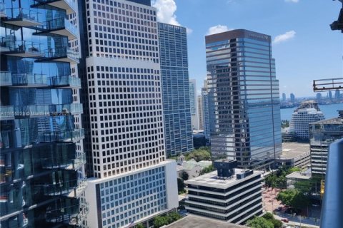 Condo in Miami, Florida, 2 bedrooms  № 1874754 - photo 3