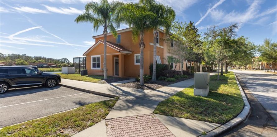 Townhouse in Kissimmee, Florida 4 bedrooms, 177.16 sq.m. № 1720885