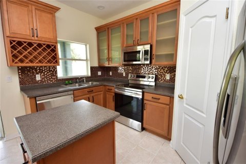 House in Brooksville, Florida 4 bedrooms, 214.51 sq.m. № 1784731 - photo 14
