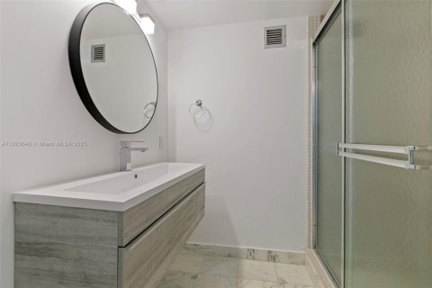 Copropriété à vendre à Hollywood, Floride: 2 chambres, 173.54 m2 № 2186685 - photo 20