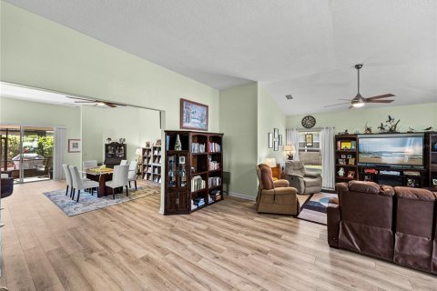 Casa en venta en Winter Haven, Florida, 4 dormitorios, 223.34 m2 № 1526811 - foto 15