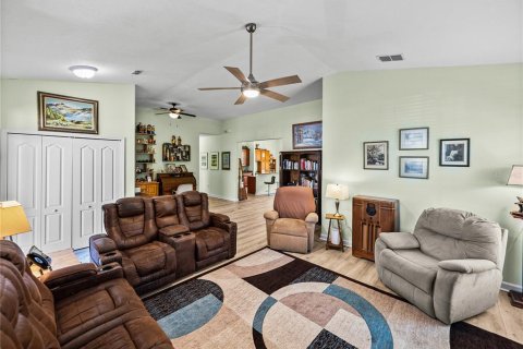 Casa en venta en Winter Haven, Florida, 4 dormitorios, 223.34 m2 № 1526811 - foto 11