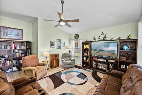 Casa en venta en Winter Haven, Florida, 4 dormitorios, 223.34 m2 № 1526811 - foto 10