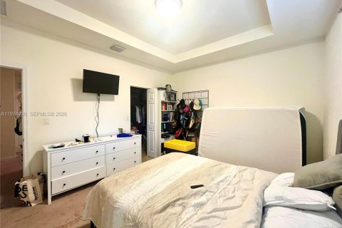 Купить таунхаус в Хайалиа, Флорида 3 спальни, 154.96м2, № 2033702 - фото 15