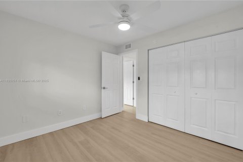 Снять в аренду кондоминиум в Тамарак, Флорида 2 спальни, 108.05м2, № 1818133 - фото 20