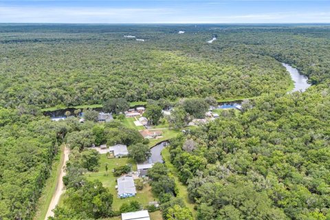 Casa en venta en Astor, Florida, 3 dormitorios, 217.39 m2 № 2217828 - foto 5