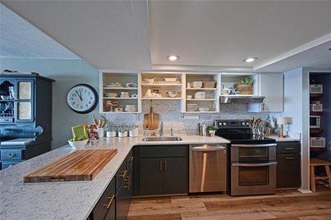 Condominio en venta en Bradenton, Florida, 2 dormitorios, 100.33 m2 № 1796776 - foto 9