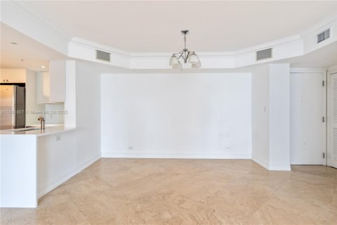 Copropriété à vendre à Miami, Floride: 2 chambres, 117.71 m2 № 1945190 - photo 4