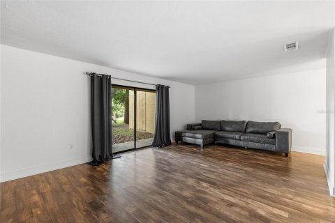 Condominio en venta en Gainesville, Florida, 3 dormitorios, 139.35 m2 № 1796764 - foto 15