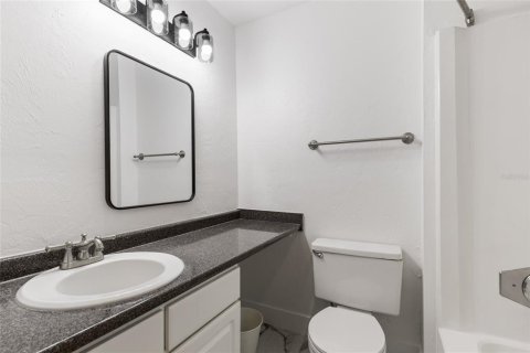 Condominio en venta en Gainesville, Florida, 3 dormitorios, 139.35 m2 № 1796764 - foto 22