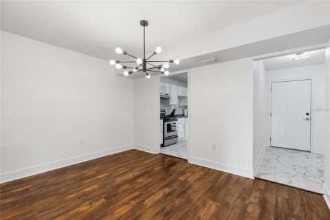 Condominio en venta en Gainesville, Florida, 3 dormitorios, 139.35 m2 № 1796764 - foto 8