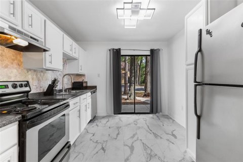 Condominio en venta en Gainesville, Florida, 3 dormitorios, 139.35 m2 № 1796764 - foto 10