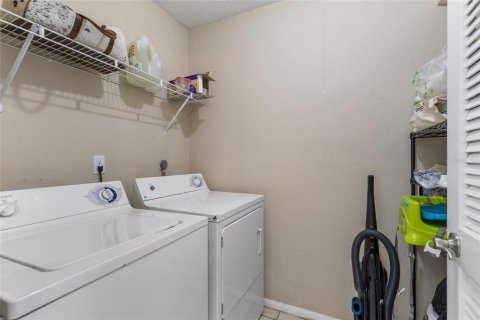Condominio en venta en Gainesville, Florida, 3 dormitorios, 139.35 m2 № 1796764 - foto 29