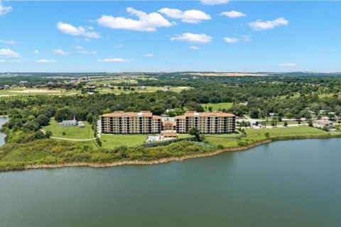 Condominio en venta en Montverde, Florida, 2 dormitorios, 130.25 m2 № 1574494 - foto 1