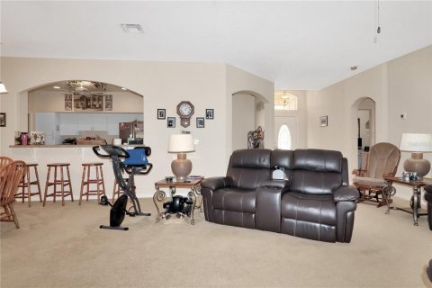 Casa en venta en Leesburg, Florida, 3 dormitorios, 206.61 m2 № 1557382 - foto 5