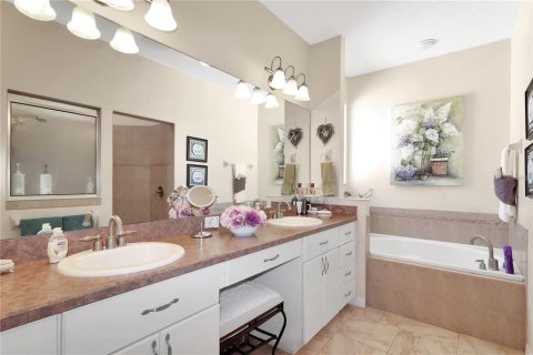 Casa en venta en Leesburg, Florida, 3 dormitorios, 206.61 m2 № 1557382 - foto 13