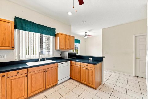 Touwnhouse à vendre à Madeira Beach, Floride: 4 chambres, 190.91 m2 № 2149708 - photo 28
