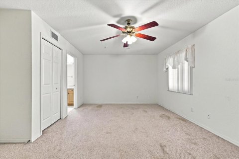 Touwnhouse à vendre à Madeira Beach, Floride: 4 chambres, 190.91 m2 № 2149708 - photo 8