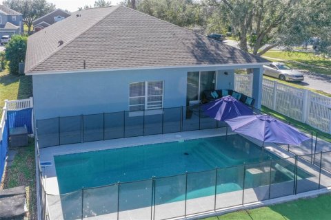 House in Orlando, Florida 4 bedrooms, 185.8 sq.m. № 1570000 - photo 25